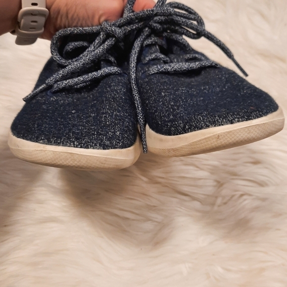 Allbirds Navy Heather Wool Runners 6 - Picture 4 of 9